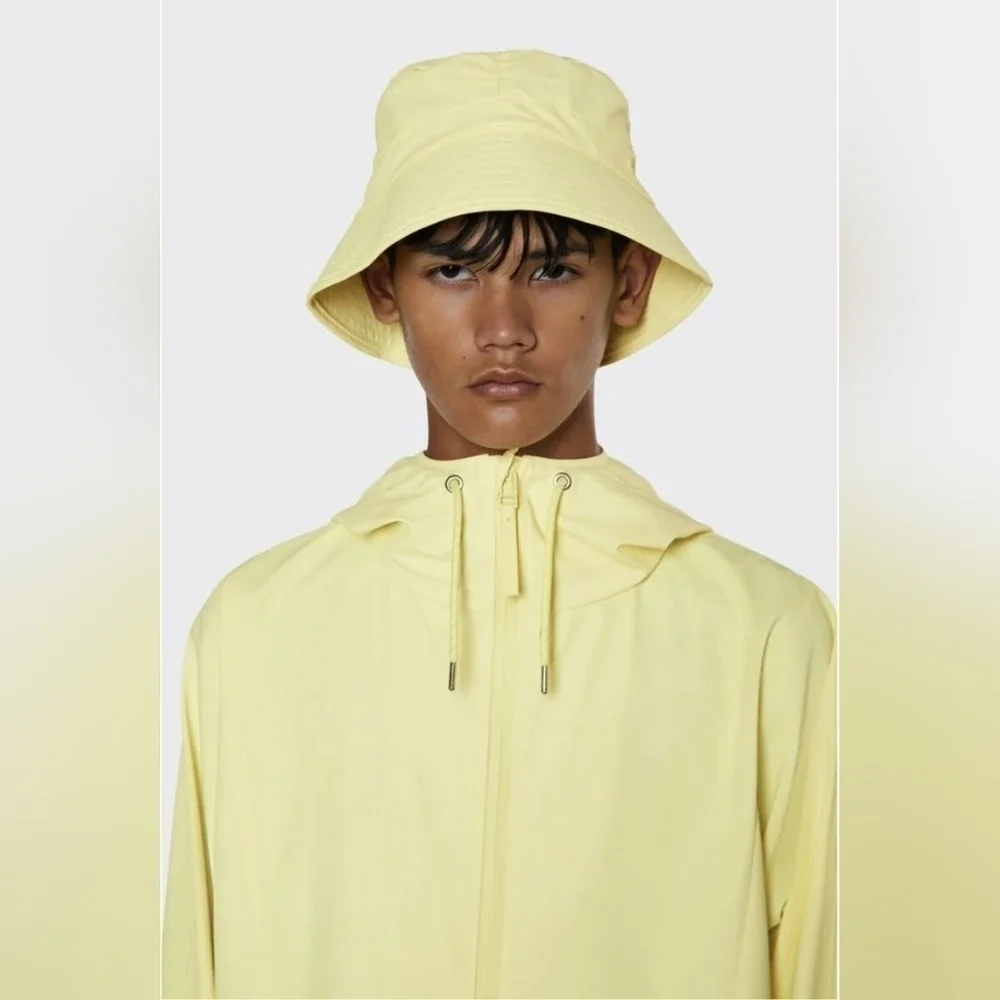 RAINS Waterproof Bucket Hat In Straw NWT Size S1 XS-M